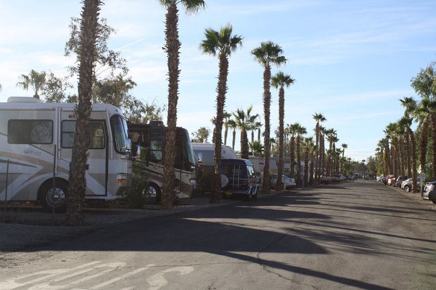 Desert Trails Rv Park And Golf Course El Centro Ca 0