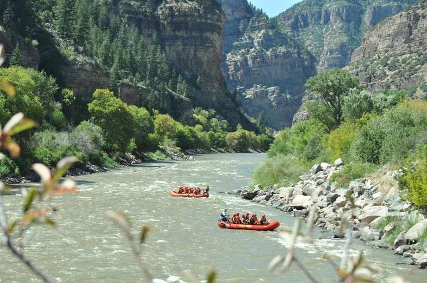 Glenwood Canyon Resort Glenwood Springs Co 1