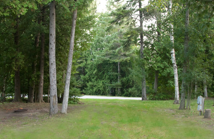 Castle Rock Lakefront Mackinac Trail Campground Saint Ignace Mi 2