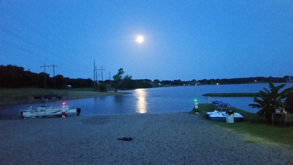 Sunset Cove Marina  Campground   Resort Corsicana Tx 2