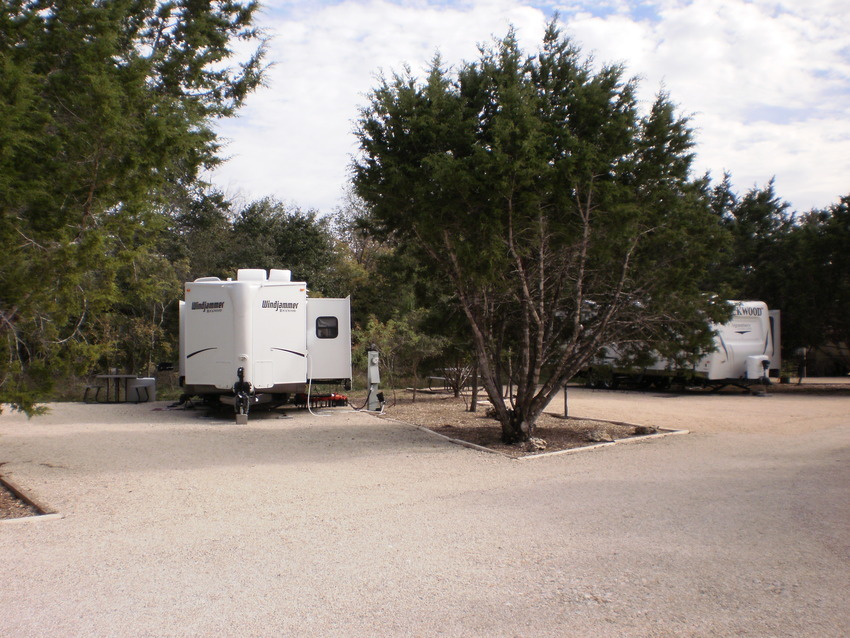 Rio Bonito Cabin Resort   Rv Park Liberty Hill Tx 0