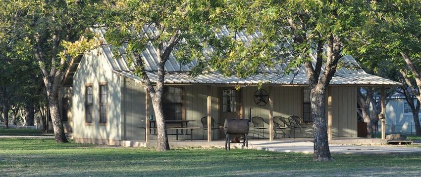 Seven Bluff Cabins   Rv Park Concan Tx 2