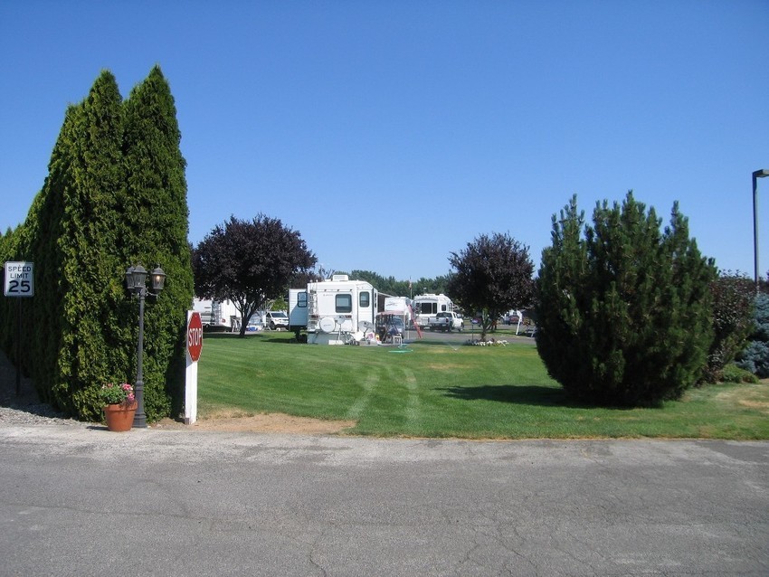 Suntides Golf Course Rv Park Yakima Wa 3