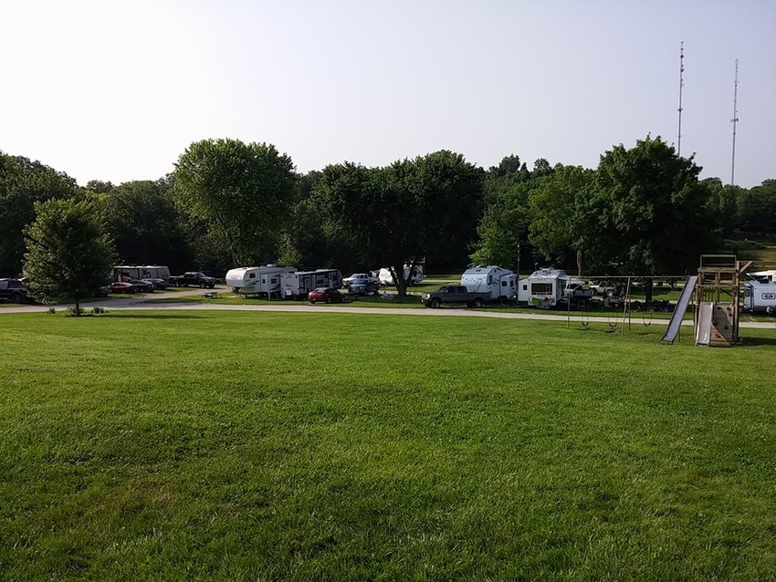 Aok Campground And Rv Park Saint Joseph Mo 3