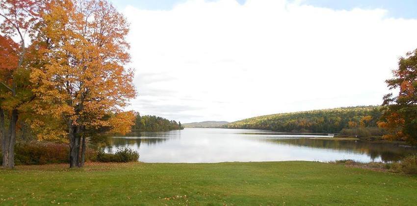 Lake Fanny Hooe Resort   Campground Copper Harbor Mi 6