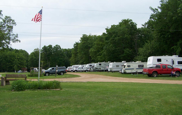 Log Cabin Resort   Campground Curtis Mi 5