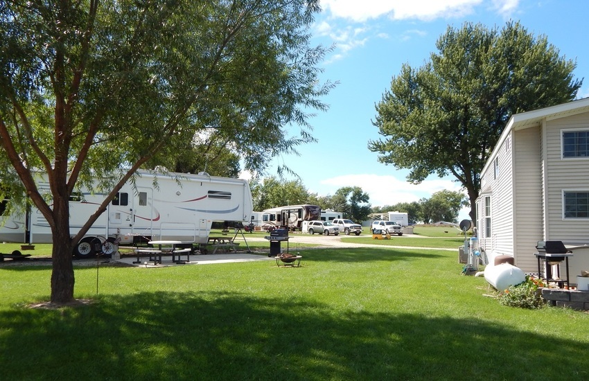 Lake Shore Rv Resort Oelwein Ia 0