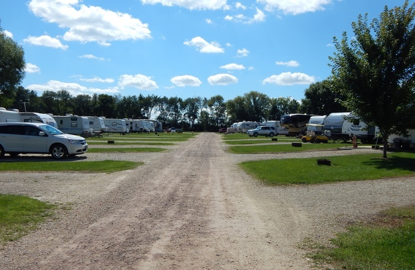 Lake Shore Rv Resort Oelwein Ia 3