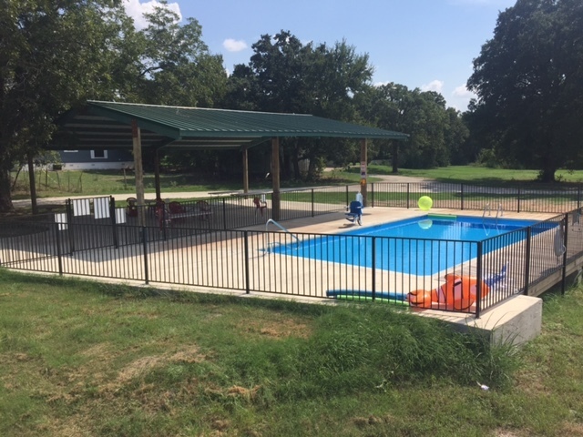 Waco Rv Park Pool And Pavilion Image 1 