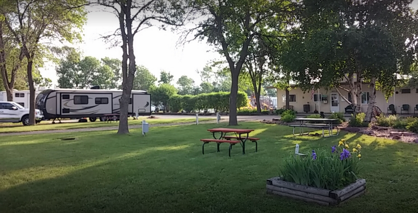 Pipestone Rv Campground Pipestone Mn 2