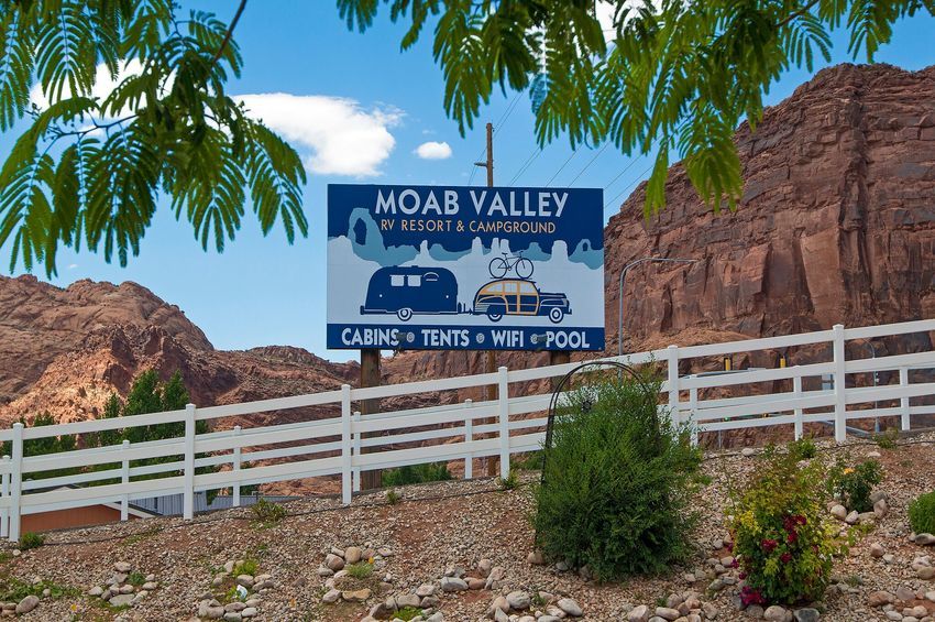 Moab Valley Rv Resort   Campground Moab Ut 84532 Entrance Signage Preview