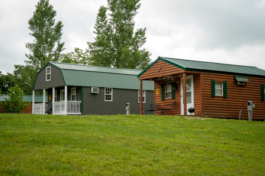 Dw And Patriot Cabins