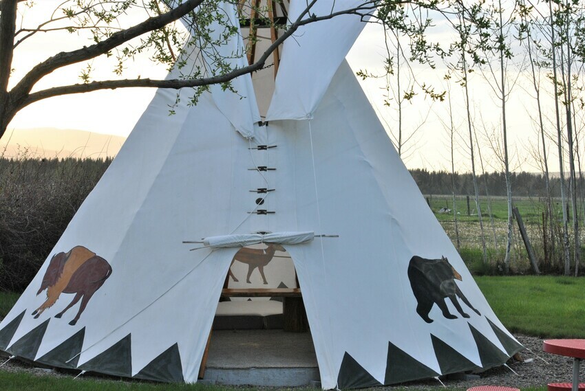 Spring 2021 Hunter Tipi 1